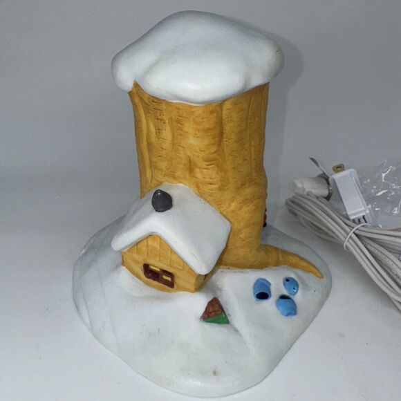 Disney Christmas Collection Mr. Sanders Lighted House Winnie The Pooh Village - Picture 3 of 7